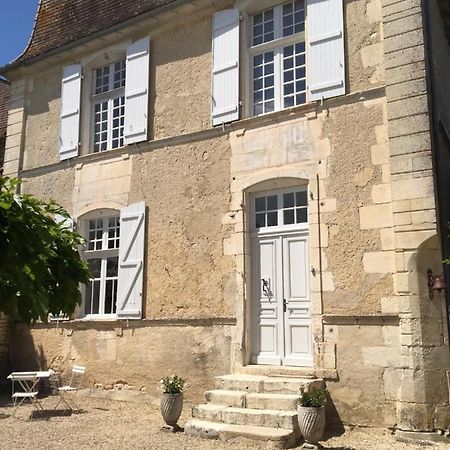 Bed and Breakfast Le Petit Logis Rouillac  Экстерьер фото